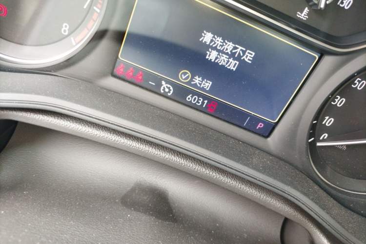 Used Buick Regal 2024 Revised 25T Ultra-Comfort Edition Odometer Close Up