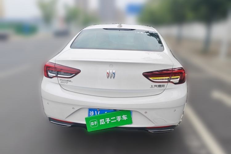Used Buick Regal 2024 25T Deluxe Edition Rear
