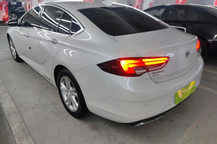 Used Buick Regal 2024 25T Deluxe Edition Rear Left 45 Deg