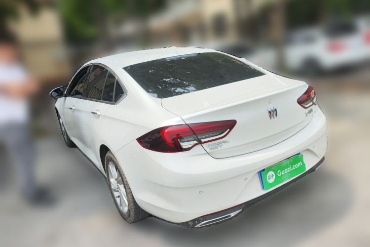 Used Buick Regal 2024 25T Deluxe Edition Rear Left 45 Deg