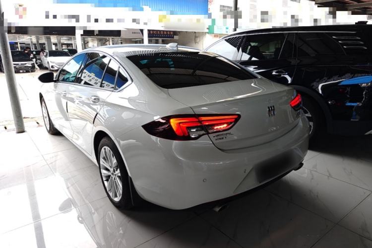 Used Buick Regal 2024 28T Luxury Edition Rear Left 45 Deg