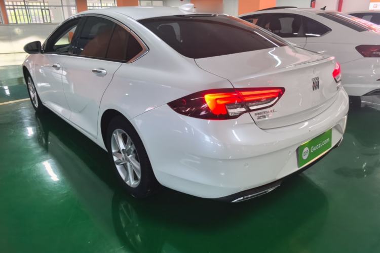 Used Buick Regal 2024 25T Deluxe Edition Rear Left 45 Deg