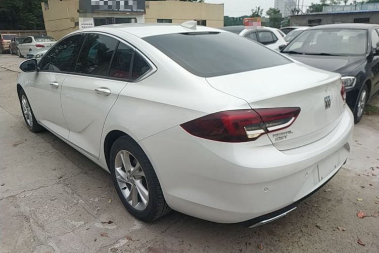 Used Buick Regal 2024 25T Deluxe Edition Rear Left 45 Deg