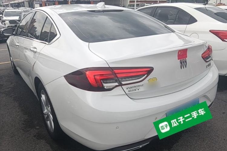Used Buick Regal 2024 25T Deluxe Edition Rear Left 45 Deg