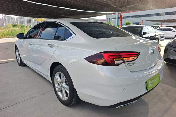 Used Buick Regal 2024 25T Deluxe Edition Rear Left 45 Deg