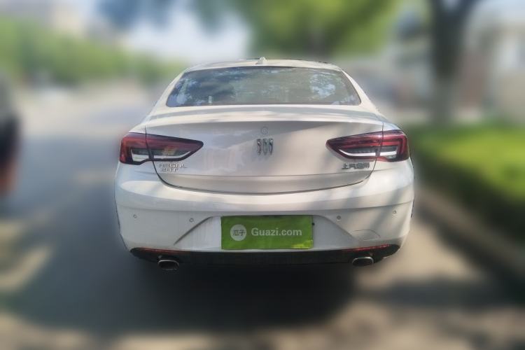 Used Buick Regal 2024 28T Luxury Edition Rear