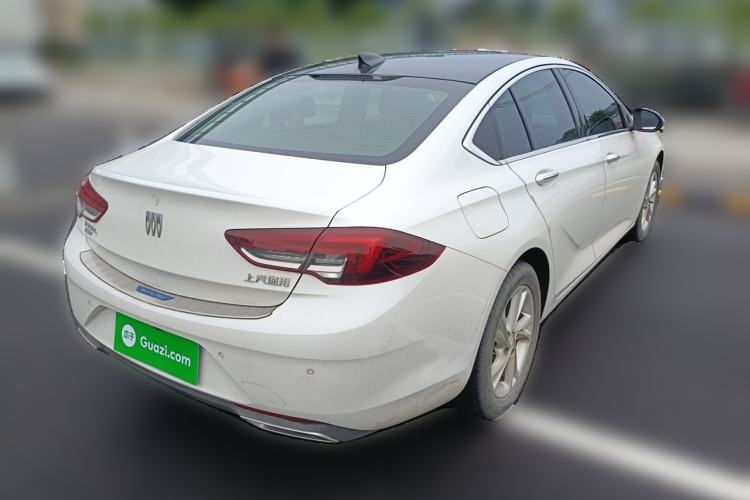 Used Buick Regal 2024 25T Deluxe Edition Rear Right 45 Deg