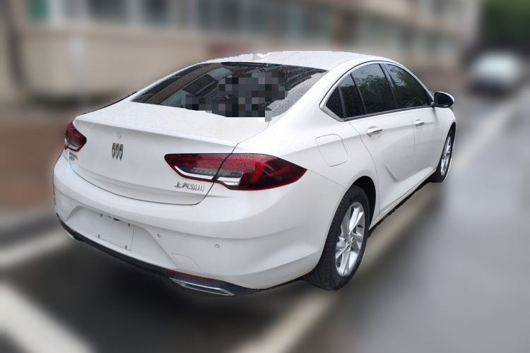 Used Buick Regal 2024 25T Deluxe Edition Rear Right 45 Deg