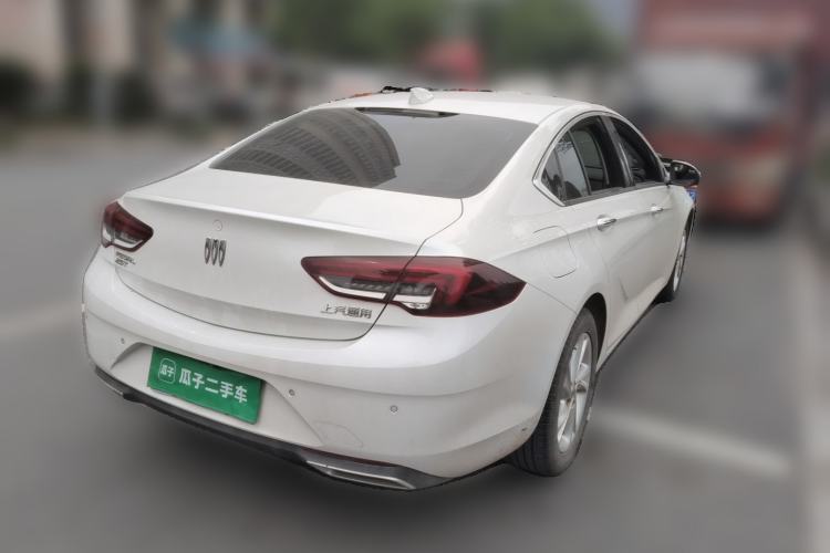 Used Buick Regal 2024 25T Deluxe Edition Rear Right 45 Deg