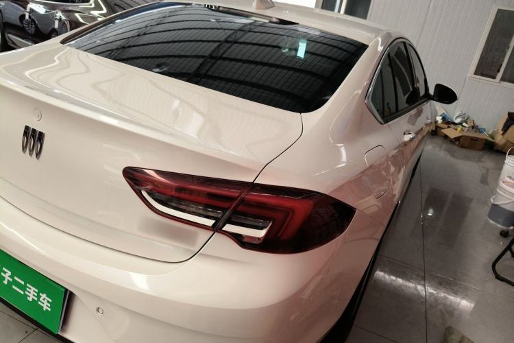 Used Buick Regal 2024 25T Deluxe Edition Rear Right 45 Deg