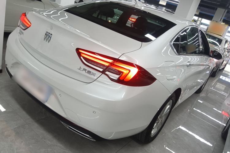 Used Buick Regal 2024 25T Deluxe Edition Rear Right 45 Deg