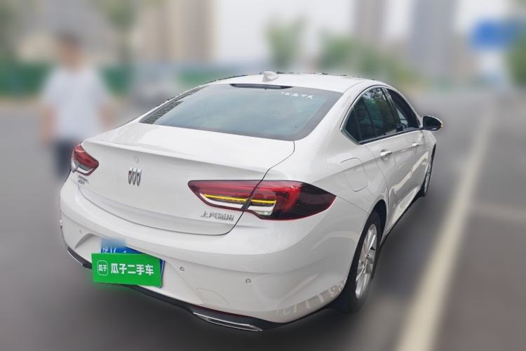 Used Buick Regal 2024 25T Deluxe Edition Rear Right 45 Deg