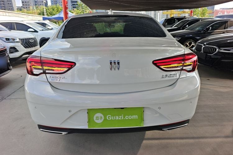 Used Buick Regal 2024 25T Deluxe Edition Rear