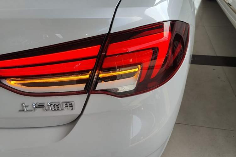 Used Buick Regal 2024 25T Deluxe Edition Right Rear Taillight