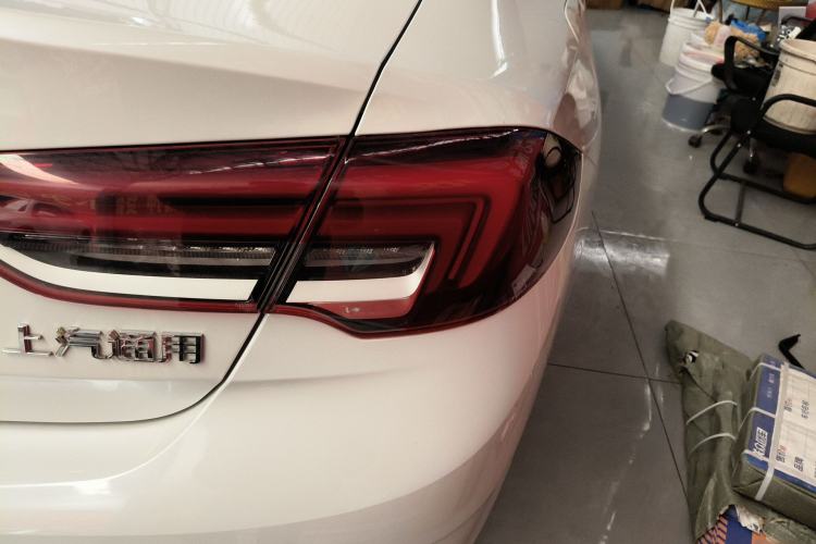 Used Buick Regal 2024 25T Deluxe Edition Right Rear Taillight
