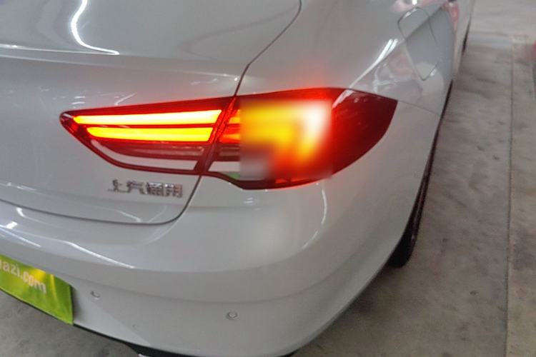 Used Buick Regal 2024 25T Deluxe Edition Right Rear Taillight