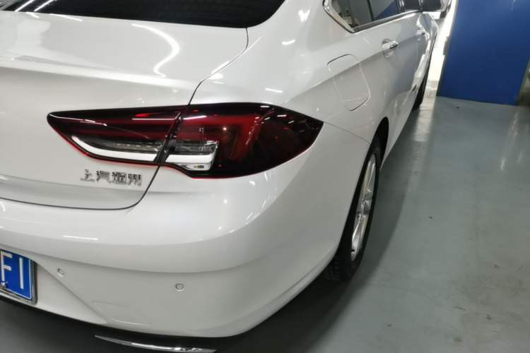 Used Buick Regal 2024 25T Deluxe Edition Right Rear Taillight