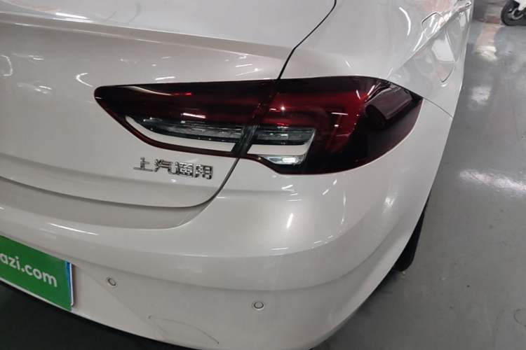Used Buick Regal 2024 25T Deluxe Edition Right Rear Taillight