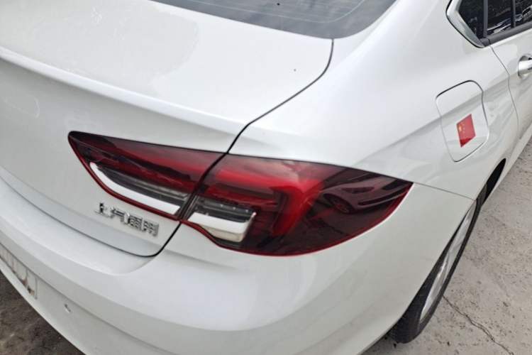 Used Buick Regal 2024 25T Deluxe Edition Right Rear Taillight
