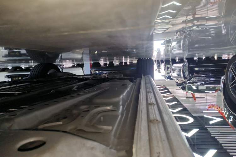 Used Buick Regal 2024 Revised 25T Ultra-Comfort Edition Right Side Sill