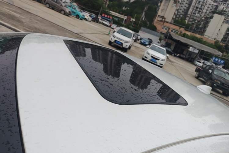 Used Buick Regal 2024 25T Deluxe Edition Roof