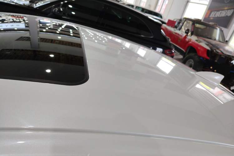 Used Buick Regal 2024 25T Deluxe Edition Roof