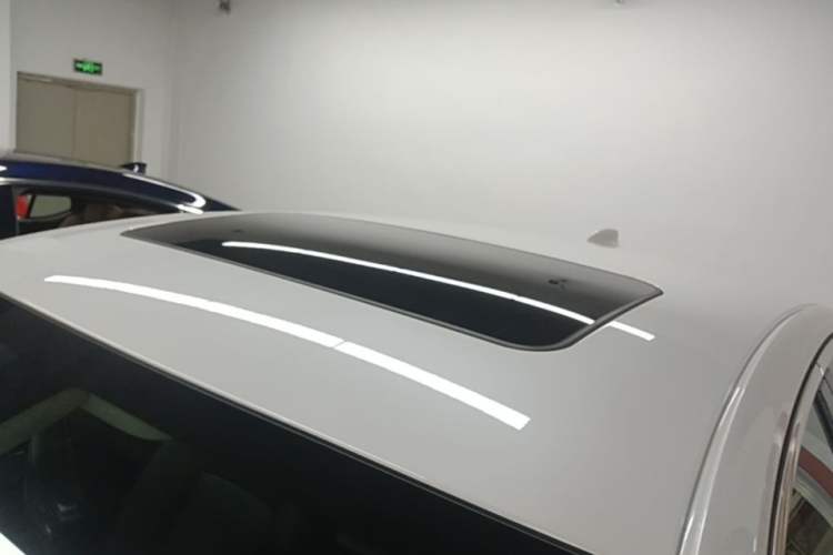 Used Buick Regal 2024 25T Deluxe Edition Roof
