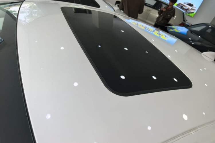 Used Buick Regal 2024 25T Deluxe Edition Roof