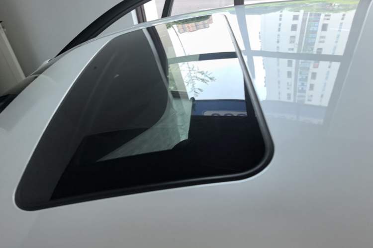 Used Buick Regal 2024 25T Deluxe Edition Roof