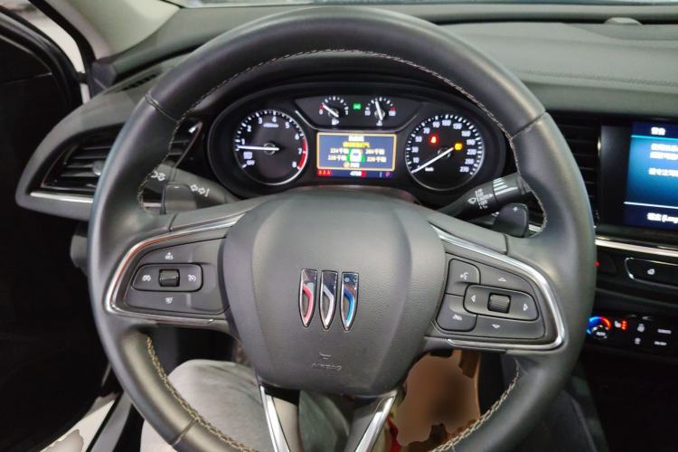 Used Buick Regal 2024 25T Deluxe Edition Steering Wheel