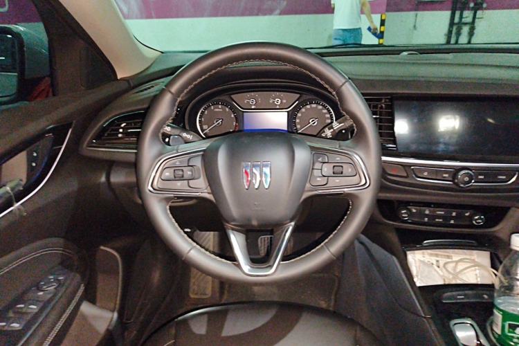 Used Buick Regal 2024 Revised 25T Ultra-Comfort Edition Steering Wheel