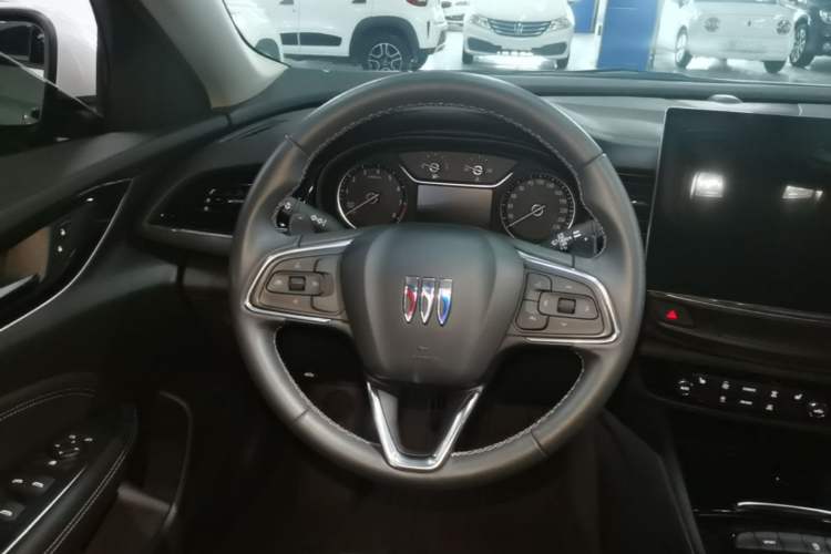Used Buick Regal 2024 25T Deluxe Edition Steering Wheel