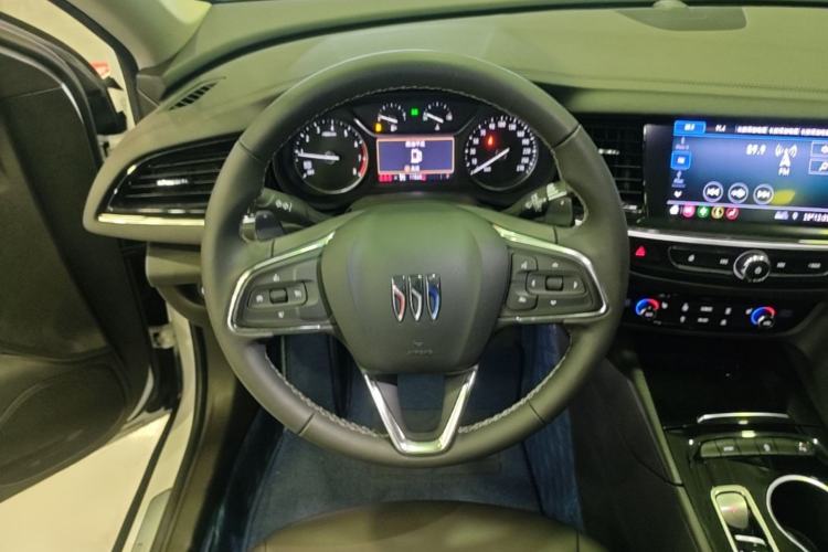 Used Buick Regal 2024 Revised 25T Ultra-Comfort Edition Steering Wheel