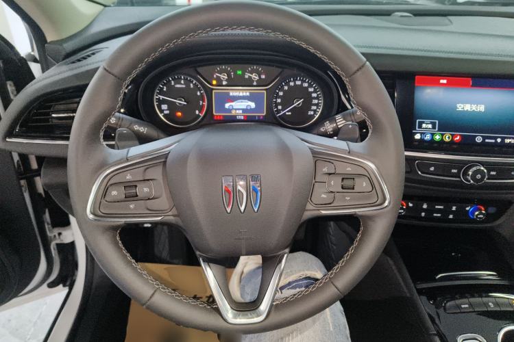 Used Buick Regal 2024 Revised 25T Ultra-Comfort Edition Steering Wheel