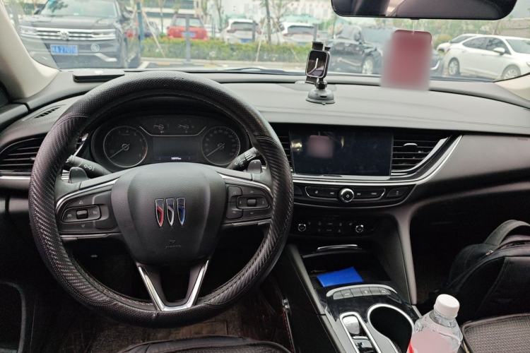 Used Buick Regal 2024 25T Deluxe Edition Steering Wheel
