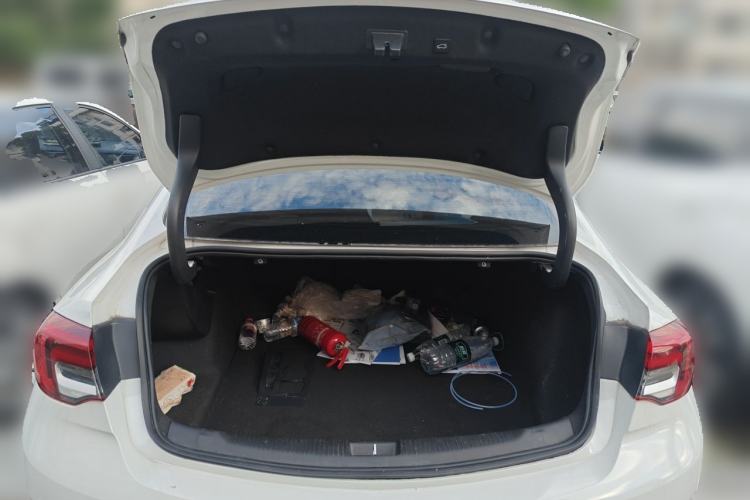 Used Buick Regal 2024 28T Luxury Edition Trunk