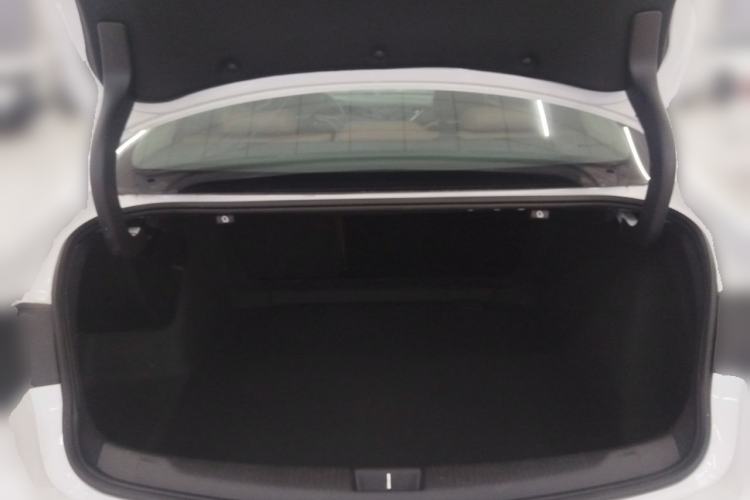 Used Buick Regal 2024 28T Luxury Edition Trunk