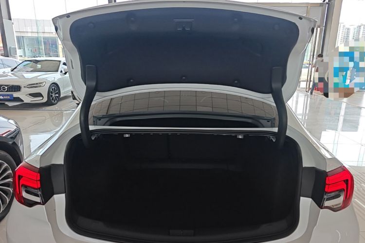 Used Buick Regal 2024 Revised 25T Ultra-Comfort Edition Trunk
