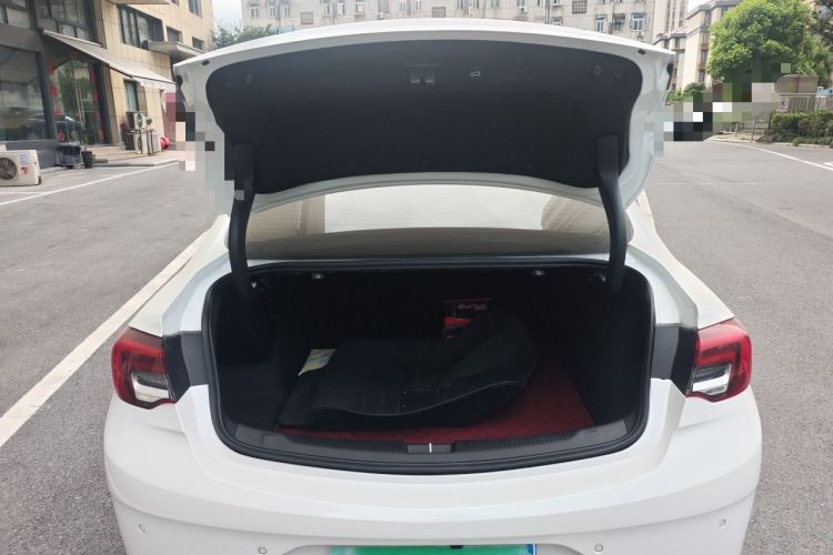 Used Buick Regal 2024 28T Luxury Edition Trunk