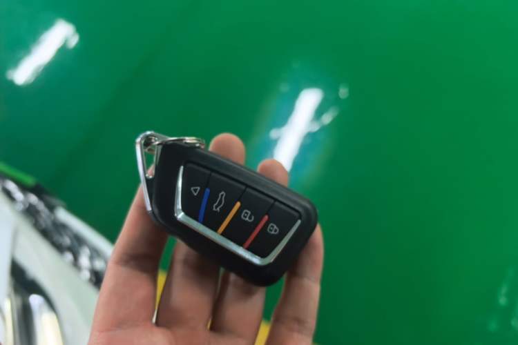 Used Buick Regal 2024 25T Deluxe Edition Vehicle Key
