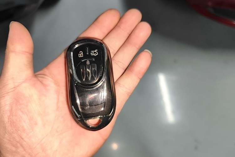Used Buick Regal 2024 28T Luxury Edition Vehicle Key