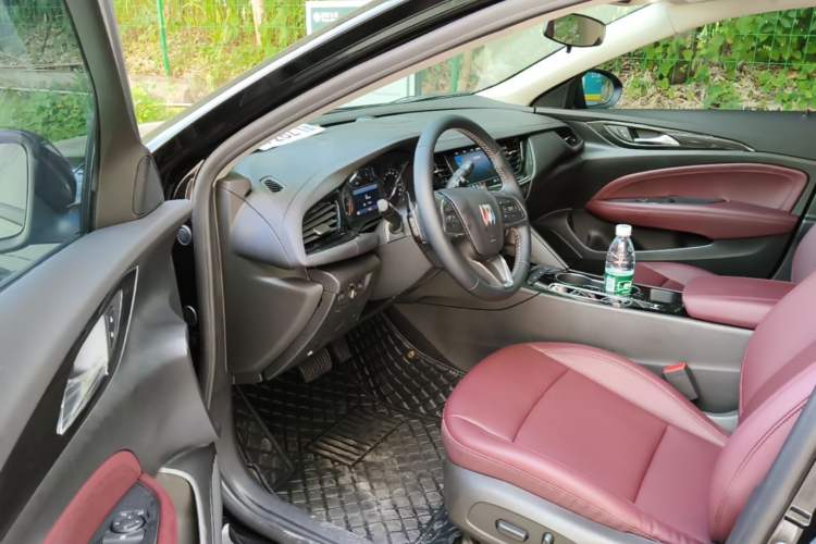 Used Buick Regal 2025 Model 25T Ultra-Enjoyment Edition Driver Seat