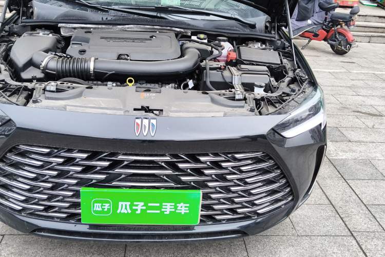 Used Buick Regal 2025 Model 28T Long-Range Enjoyment Edition Engine Bay Left