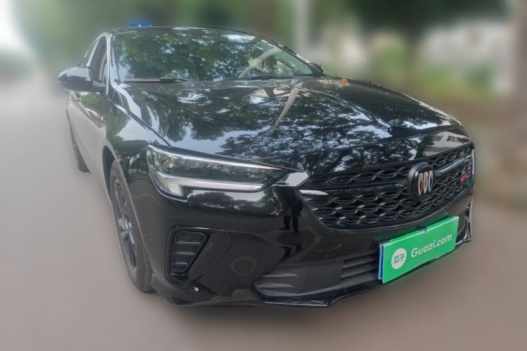 Used Buick Regal 2025 Model 25T Ultra-Enjoyment Edition Front Right 45 Deg