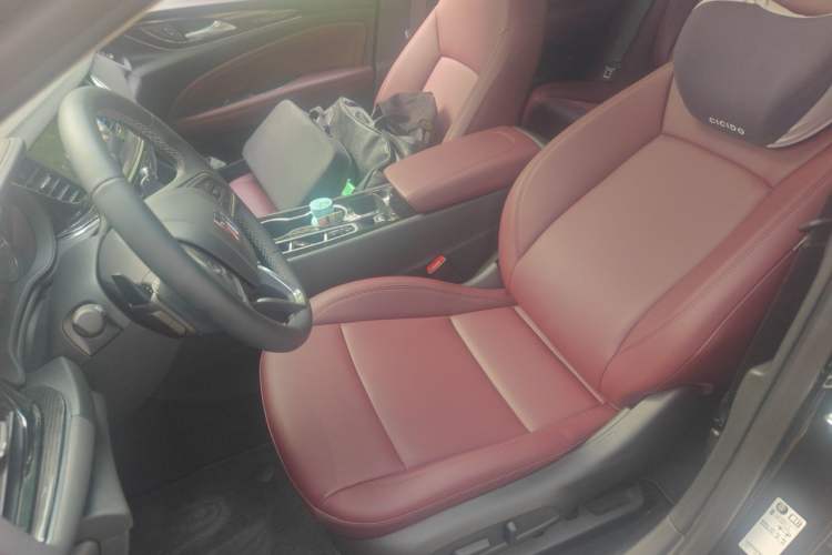 Used Buick Regal 2025 Model 25T Ultra-Enjoyment Edition Left Front Seat