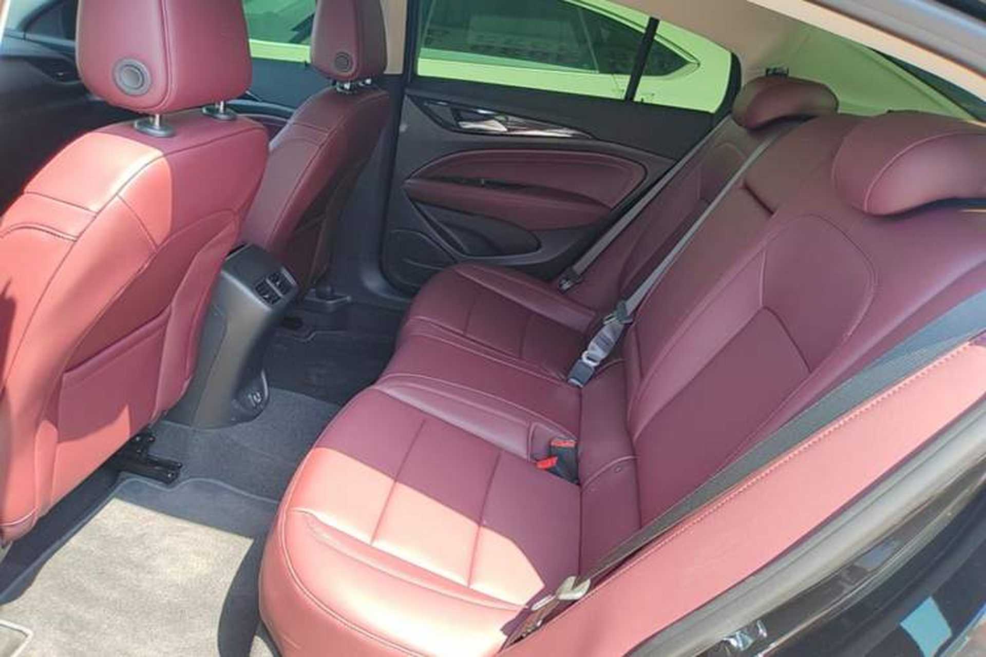 Used Buick Regal 2025 Model 25T Ultra-Enjoyment Edition Left Rear Seat