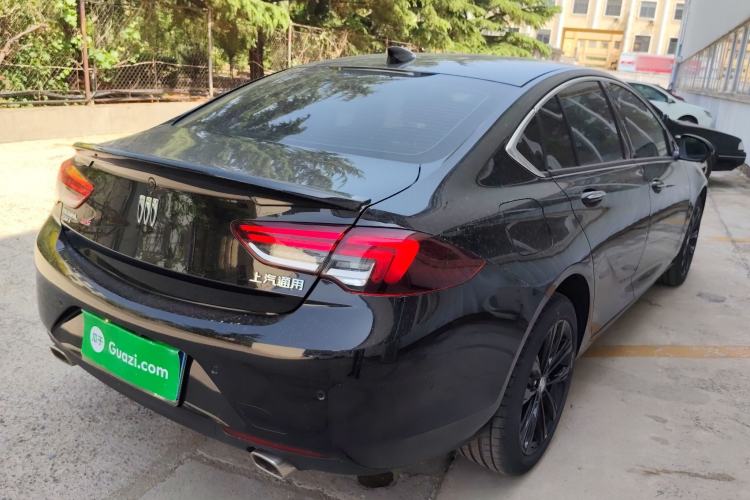 Used Buick Regal 2025 Model 28T Long-Range Enjoyment Edition Rear Right 45 Deg