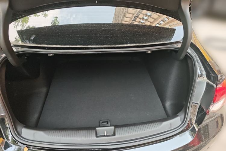 Used Buick Regal 2025 Model 28T Long-Range Enjoyment Edition Trunk