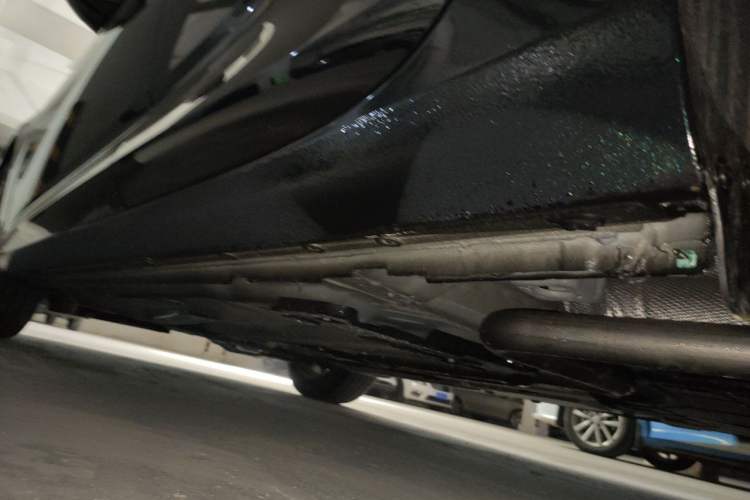 Used Buick Regal 2025 Model 25T Ultra-Enjoyment Edition Chassis Rear Left