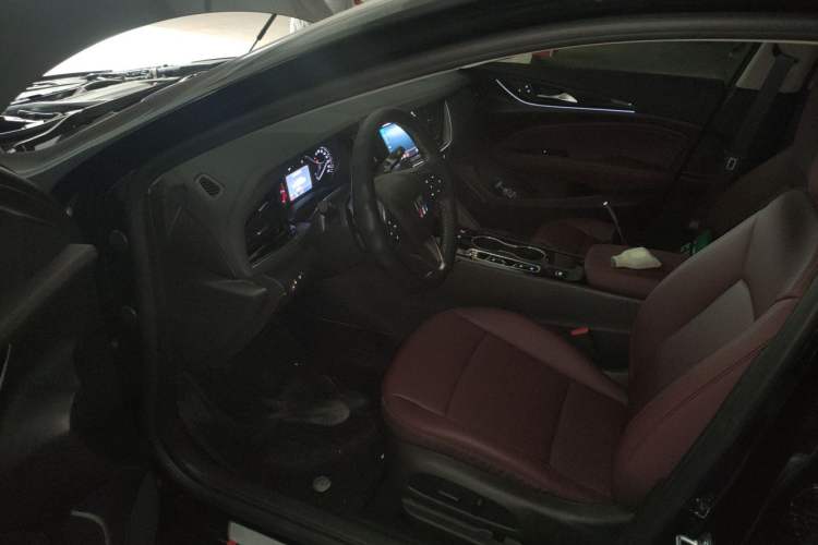 Used Buick Regal 2025 Model 25T Ultra-Enjoyment Edition Driver Seat
